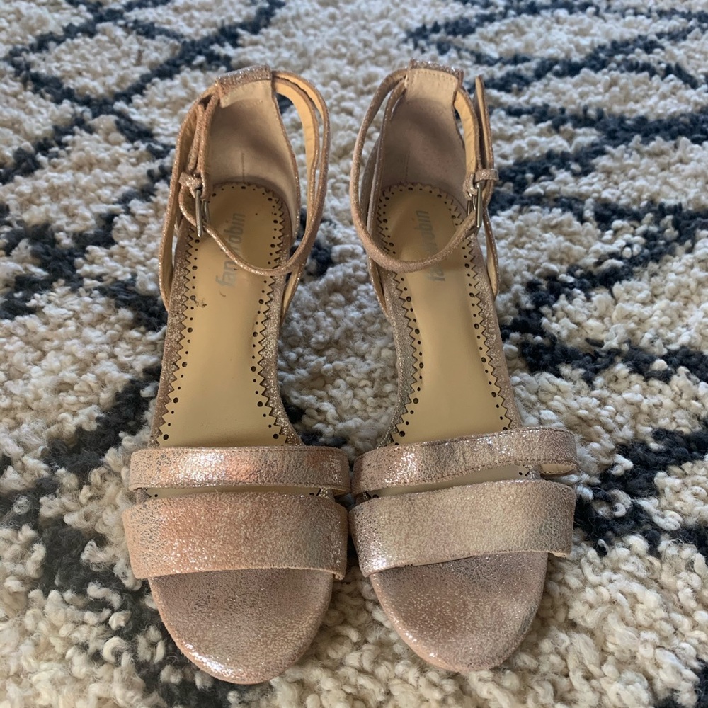 Farylrobin Crackle Metallic Heel